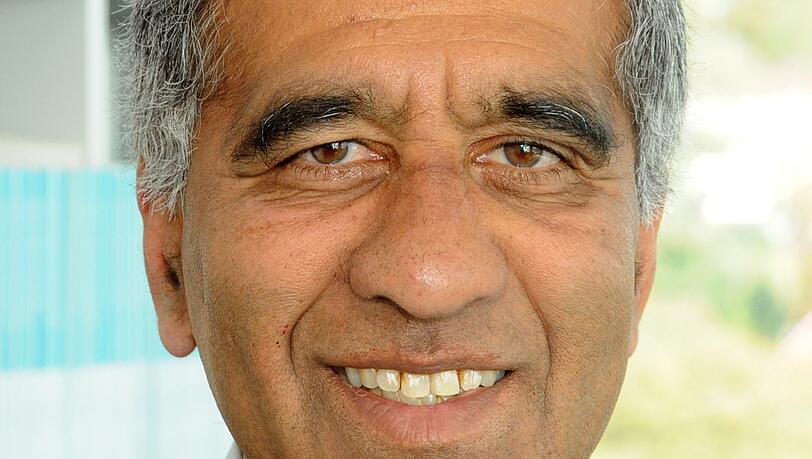 Mojib Latif: Meteorologe, Klimaforscher und Hochschullehrer. Mojib Latif: Meteorologe, Klimaforscher und Hochschullehrer.