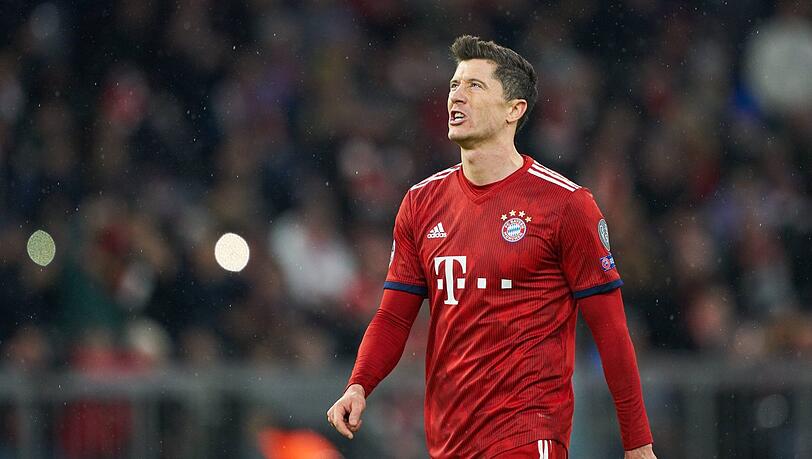 Robert Lewandowski soll am Donnerstag im Training des FC Bayern mit Kingsley Coman aneinandergeraten sein. Robert Lewandowski soll am Donnerstag im Training des FC Bayern mit Kingsley Coman aneinandergeraten sein.