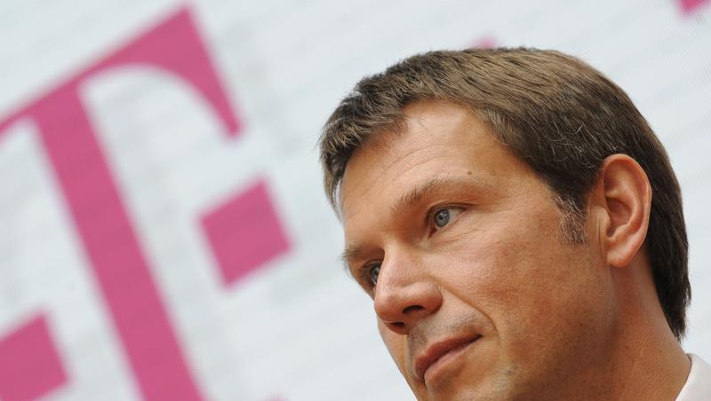 Telekom-Chef Obermann will Frauen den Aufstieg erleichtern Telekom-Chef Obermann will Frauen den Aufstieg erleichtern