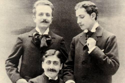 Marcel Proust (M.) mit Freunden.