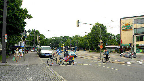 Der Herkomerplatz in Bogenhausen. Der Herkomerplatz in Bogenhausen.