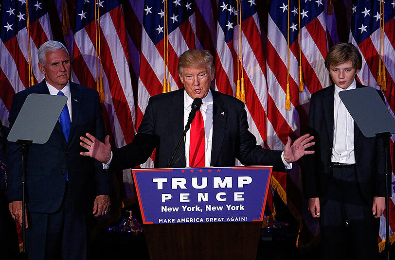 Ist neuer Präsident der USA: Donald Trump (m.).