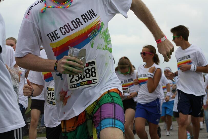 Bunter geht's nicht: Der Color Run in Riem. Die Bilder.