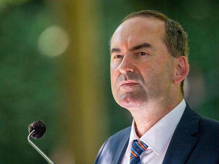 Hubert Aiwanger (Freie Wähler), Staatsminister für Wirtschaft, Landentwicklung und Energie. Foto: Peter Kneffel/dpa-Pool/dpa/Archivbild