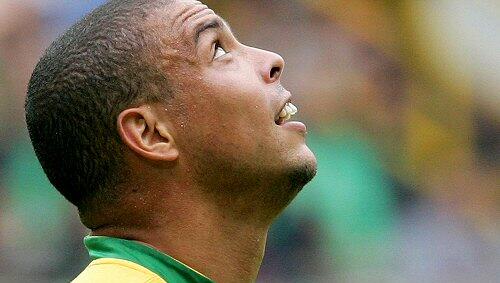 Ronaldo. Ronaldo.
