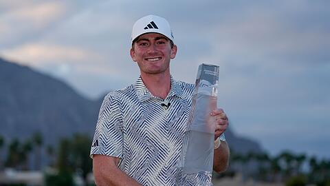 Er ist gerade einmal 20 Jahre alt, studiert an der University of Alabama und hat ein Turnier auf der PGA-Tour gewonnen: Nick Dunlap.