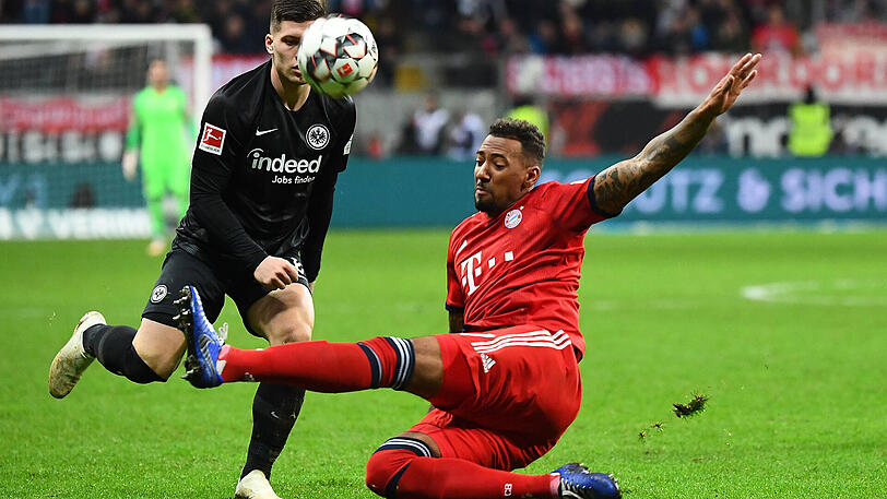 JÉROME BOATENG, NOTE 4: Rückte kurzfristig für Mats Hummels (Gelenk-Blockade im Rücken) in die Startelf. Wie die gesamte Bayern-Defensive in der Anfangsphase mit Wacklern, fiel vor allem mit Schnelligkeitsdefiziten auf. Stabilisierte sich dann.