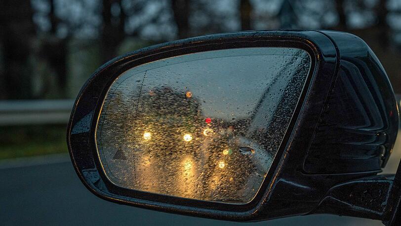 Bei der Aktion wird die Fahrzeugbeleuchtung kontrolliert. (Symbolbild)