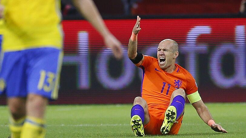Arjen Robben/Niederlande: Der Münchner machte nach 96 Länderspielen (37 Toren) im Nationalteam enttäuscht Schluss, nachdem sich Oranje wie schon bei der Euro 2016 erneut nicht für ein großes Turnier qualifizieren konnte. 2010 war Robben immerhin Vize-Weltmeister geworden.