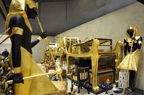 Golg, Gold, Gold: Der Blick in eine von drei Grabkammern des Pharaos.