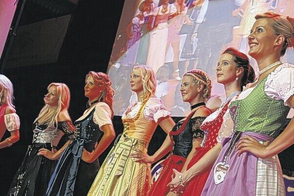 Fesche Modenschauen - nach der Shopping-Night in der Schrannenhalle