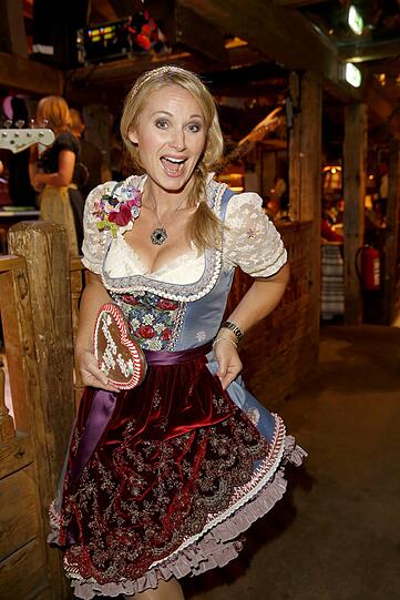 Fesch: Die Moderatorin Eva Grünbauer.