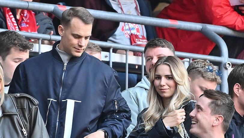 Manuel Neuer vom FC Bayern und Anika Bissel. (Archivbild)