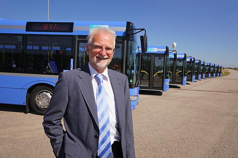&bdquo;Buszüge bieten eine gute Möglichkeit, das Platzangebot ohne großen Aufwand flexibel, bedarfsgerecht und damit besonders wirtschaftlich auf die Nachfragesituation auszurichten&ldquo;, sagt MVG-Chef Herbert König.