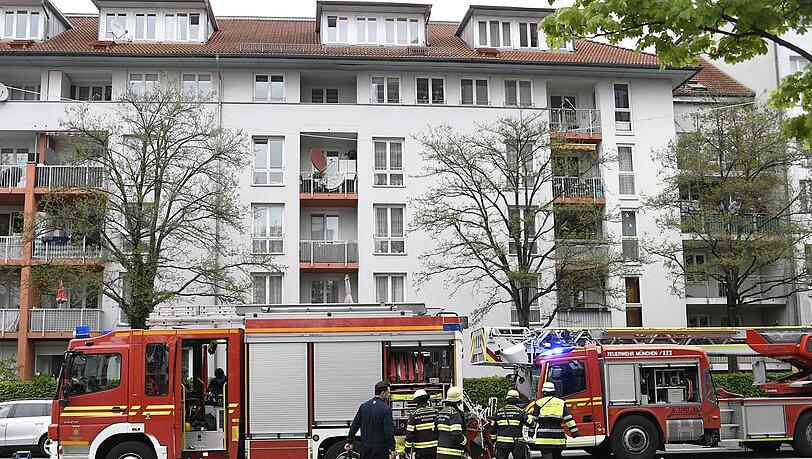 Die Feuerwehr war mit einem Großaufgebot vor Ort. Die Feuerwehr war mit einem Großaufgebot vor Ort.