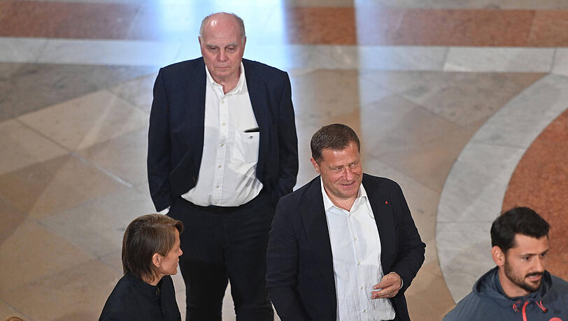 Empfang in der Staatskanzlei: Uli Hoeneß und Max Eberl.
