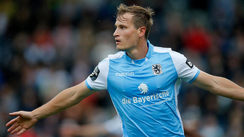 Für Sascha Mölders in der Startelf &ndash; und dann gleich Matchwinner: Alessandro Abruscia.