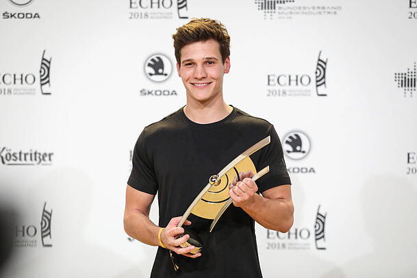 Wincent Weiss bei der Echo-Verleihung 2018: An diesem Abend wurde er als "Newcomer national" ausgezeichnet. Wincent Weiss bei der Echo-Verleihung 2018: An diesem Abend wurde er als "Newcomer national" ausgezeichnet.