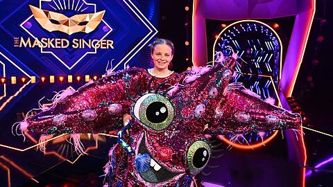 Schauspielerin Jasna Fritzi Bauer versteckte sich unter dem Seestern-Kostüm.