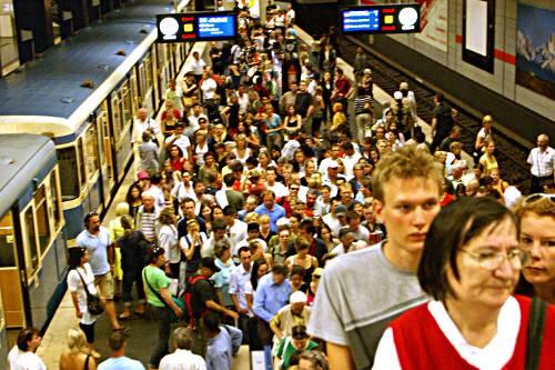 Ein Stromausfall sorgte am Donnerstag für Chaos im Nahverkehr. SYMBOLBILD
