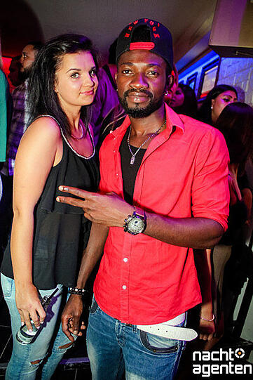 Klicken Sie sich durch die besten Partybilder des Wochenendes!