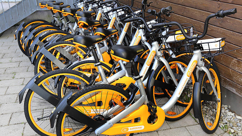Münchner Hassobjekt Obikes: Zu Dortmund passt eine gelbe Wand ohnehin besser.