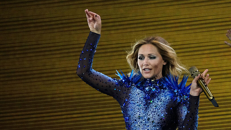 Riesen-Auftakt der Riesen-Tournee: Die Fans von Helene Fischer bekamen beim Konzert in Hannover einiges geboten.