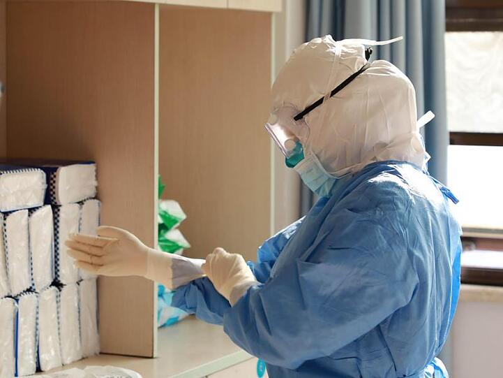 Die Weltgesundheitsorganisation (WHO) erklärte die Ausbreitung des Virus zu einer "gesundheitlichen Notlage von internationaler Tragweite".