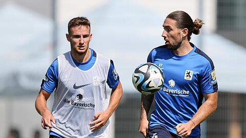 Dürfen sich wohl im Toto-Pokal zeigen: Niklas Lang und Marlon Frey.