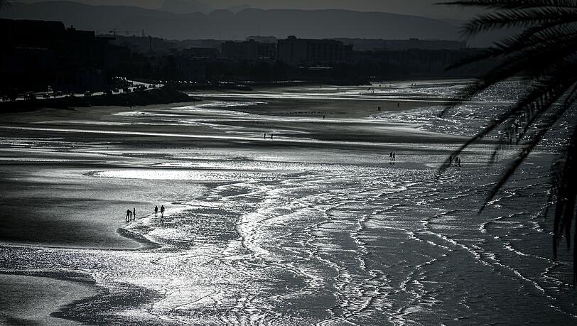 Nach dem Kentern eines Bootes im Oman sind drei franz&ouml;sische Touristen gestorben. (Symbolbild)