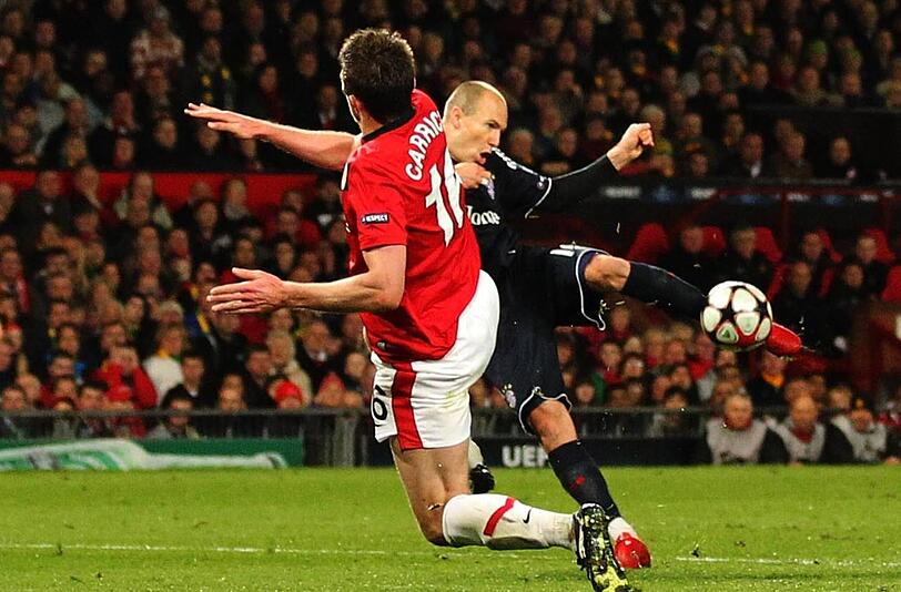 6. Arjen Robben - mit Übersicht und viel Gefühl volley ins Herz von Manchester United am 7. April 2010. Zum Tor des Monats gewählt.