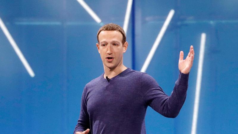 Im vergangenen Jahr hatte Zuckerberg sich das Ziel gesetzt, Facebook sicherer zu machen. Im vergangenen Jahr hatte Zuckerberg sich das Ziel gesetzt, Facebook sicherer zu machen.