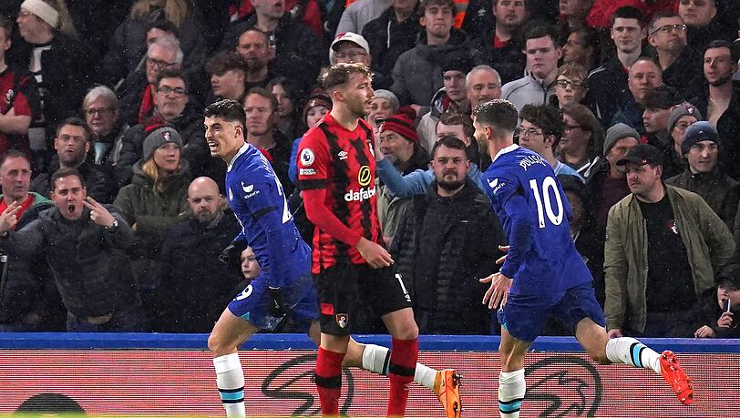 Chelseas Kai Havertz (l) zeigte beim Sieg gegen Bournemouth eine starke Leistung.