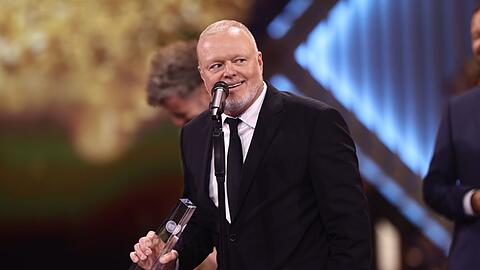 Zuletzt durfte sich Stefan Raab &uuml;ber den Deutschen Fernsehpreis f&uuml;r "Wer wei&szlig; wann was war?" freuen.