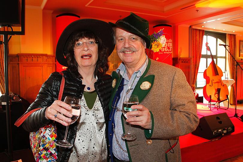 Wolfgang Prinz und Freundin Cornelia Reiner