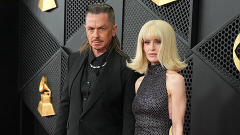 Sid Wilson und Kelly Osbourne verlobten sich vor einem Jahr.