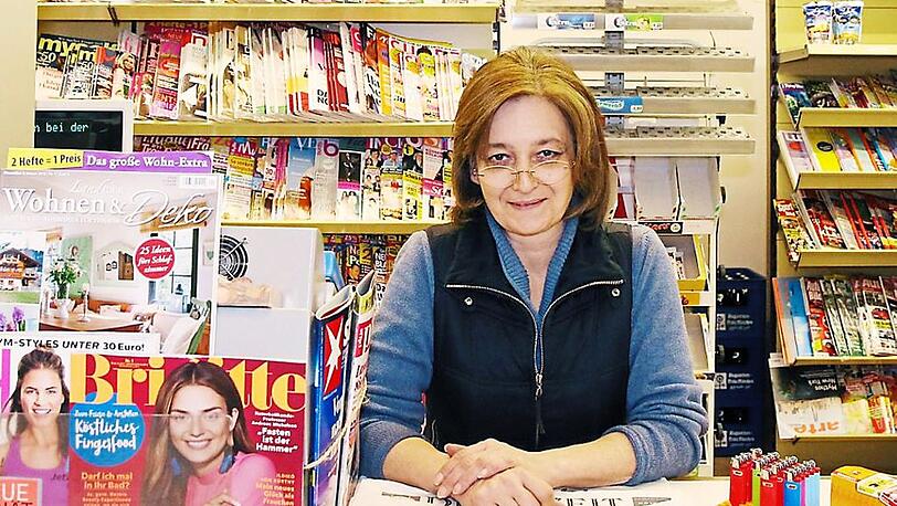 Ilona Geppert 2017 in ihrem damaligen Kiosk am Max-Weber-Platz.