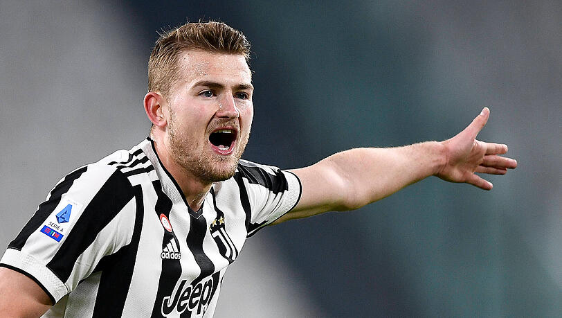 Matthijs de Ligt soll sich mit dem FC Bayern bereits auf einen Wechsel verständigt haben.