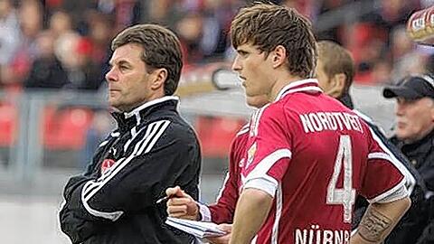 "Havard genießt  mein absolutes Vertrauen": Club-Trainer Dieter Hecking mit Wolf-Vertreter Nordtveit.