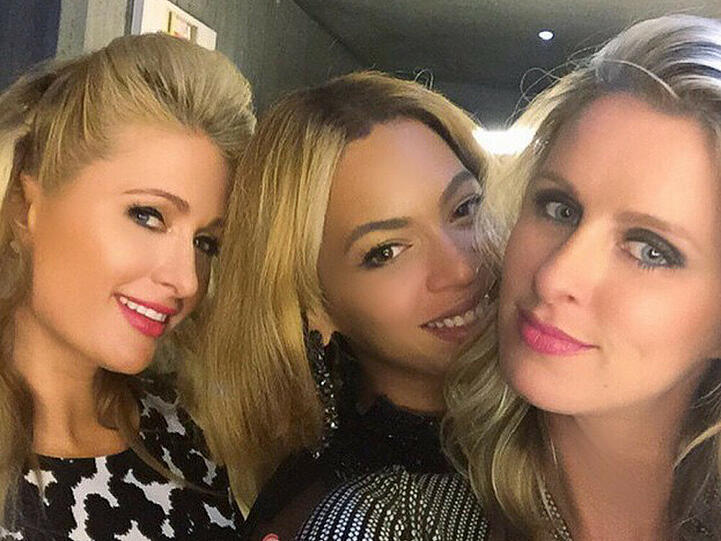 Paris Hilton, Beyoncé und Nicky Hilton (v.l.n.r.) auf der Geburtstags-Party von Rihanna