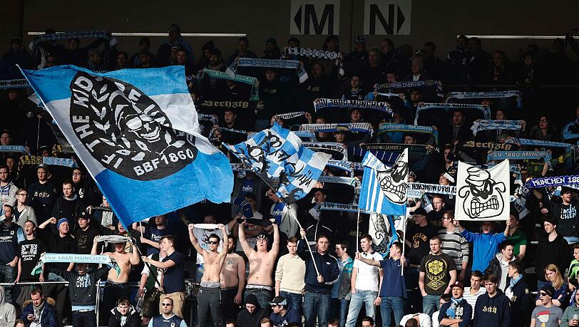 Die Löwen gehören in die Bundesliga. Finden die Fans. Die Löwen gehören in die Bundesliga. Finden die Fans.