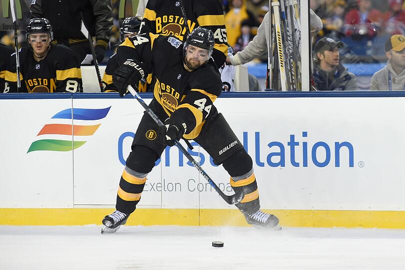 Spielt seit 2010 in Boston: Dennis Seidenberg.