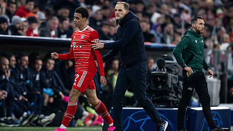 Stärkt Jamal Musiala den Rücken: FC Bayern-Coach Thomas Tuchel.