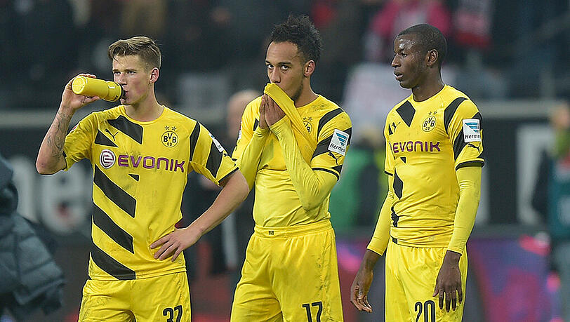 Borussia Dortmund auf Platz 18. Doch auch andere Clubs erlebten bereits Total-Ausfälle in der Bundesliga und bezahlten diese meist mit dem Abstieg. Borussia Dortmund auf Platz 18. Doch auch andere Clubs erlebten bereits Total-Ausfälle in der Bundesliga und bezahlten diese meist mit dem Abstieg.