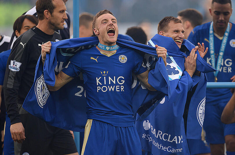 Der Meister-Held bleibt seinem Verein treu: Jamie Vardy hat bei Leicester City einen Vertrag bis 2020 unterschrieben.