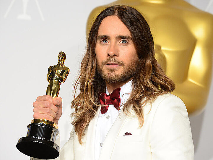 Jared Leto bei der diesjährigen Oscar-Verleihung mit seinem Award