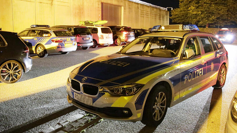 Die Bilder vom Großeinsatz an der JVA in Mühldorf am Inn.