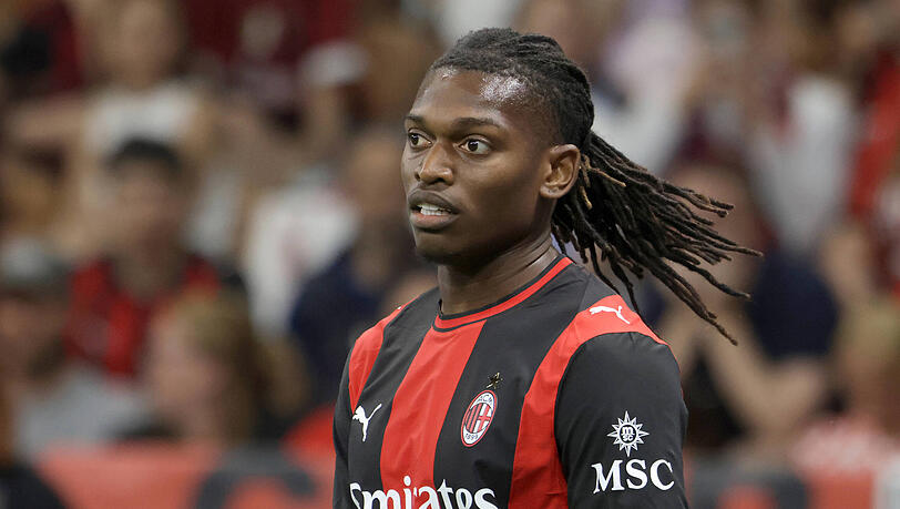 Bayern war bereits im vergangenen Jahr an Rafael Leao dran. Nun hat der Portugiese seinen Wechselwunsch öffentlich gemacht. Bayern war bereits im vergangenen Jahr an Rafael Leao dran. Nun hat der Portugiese seinen Wechselwunsch öffentlich gemacht.