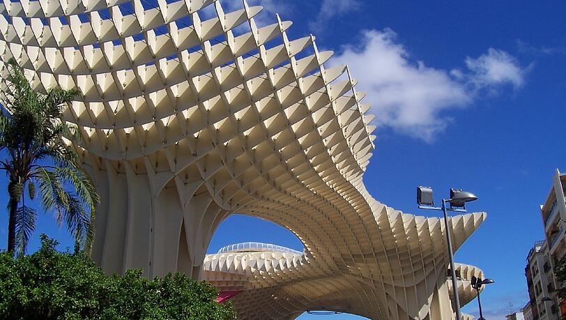 Der "Metropol Parasol" ist das neue Wahrzeichen Sevillas.
