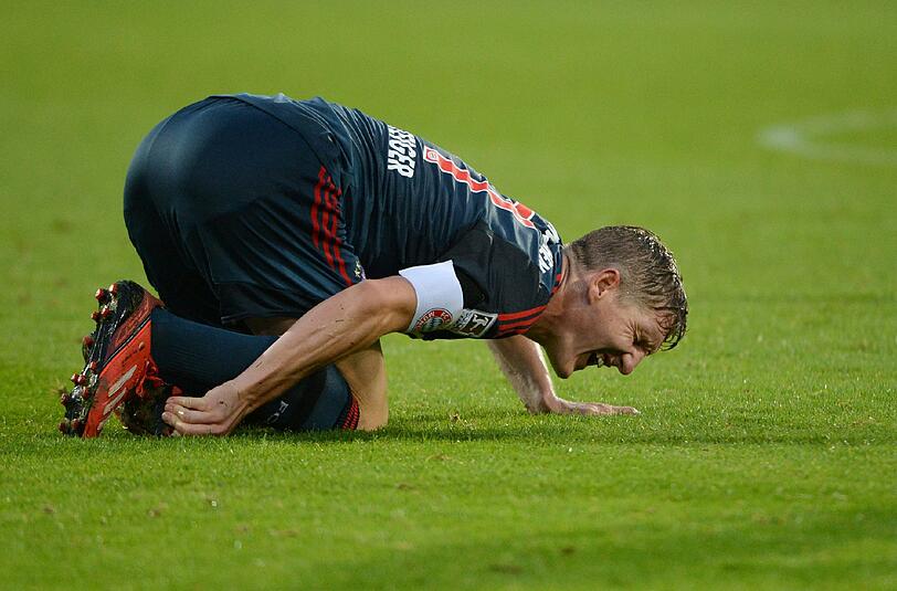 Bastian Schweinsteiger musste in der 79. Minute runter. Die Schmerzen am Sprunggelenk waren zu stark.